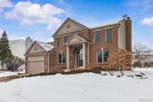 772 Caribou Ct, Rochester, MI, 48307-6005 | Card Image