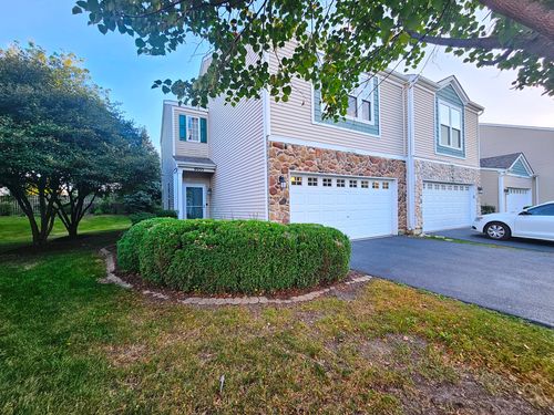 4055 Blackstone Dr, Aurora, IL, 60504-5393 | Card Image
