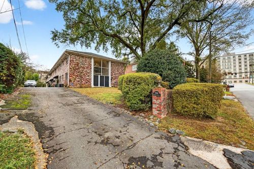 10-3668 Kingsboro Rd Ne, Atlanta, GA, 30319-1321 | Card Image