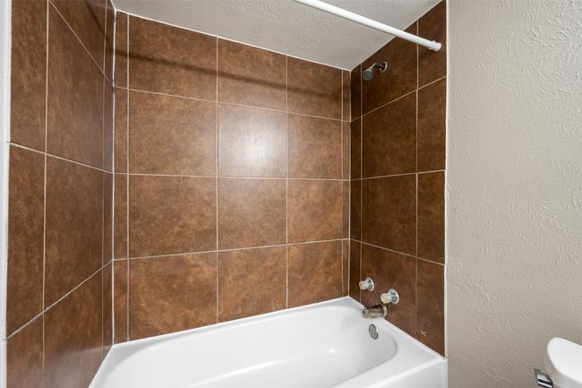 618 Live Oak Dr, House other with 3 bedrooms, 2 bathrooms and null parking in Mansfield TX | Image 19