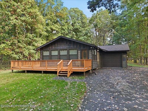 548 Adie Dr, Effort, PA, 18330-7927 | Card Image
