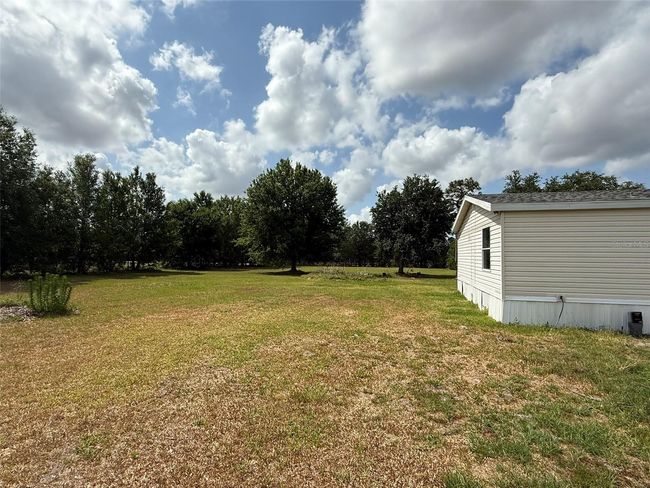 35215 Broken Bit Ln, House other with 3 bedrooms, 2 bathrooms and null parking in ZEPHYRHILLS FL | Image 12
