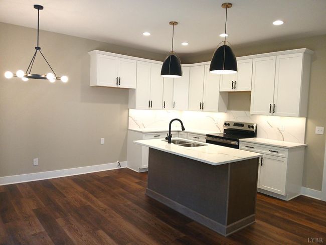 67 Luke Ct, Townhouse with 3 bedrooms, 3 bathrooms and null parking in Rustburg VA | Image 8