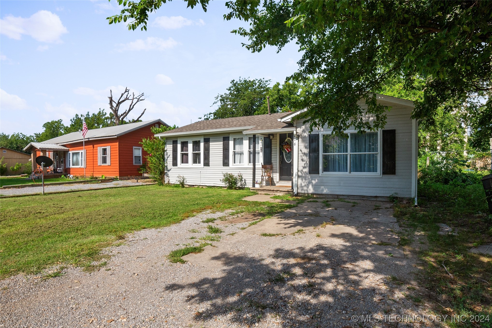 Indianola St, Pryor, OK 74361