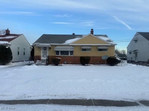 9717 Alexander Rd, Garfield Heights, OH, 44125-2139 | Card Image