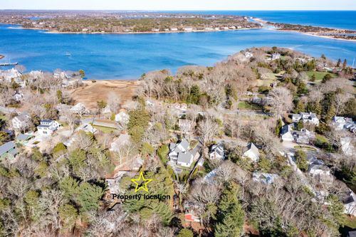 1077A Main St, Cotuit, MA, 02635 | Card Image