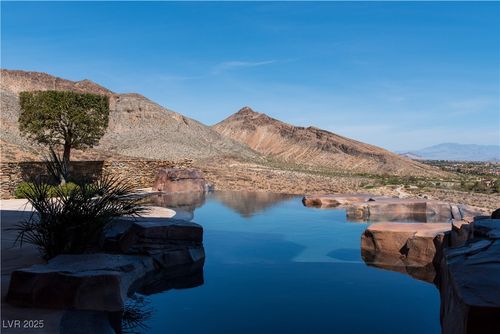 5 Promontory Pointe Ln, Las Vegas, NV, 89135-7859 | Card Image