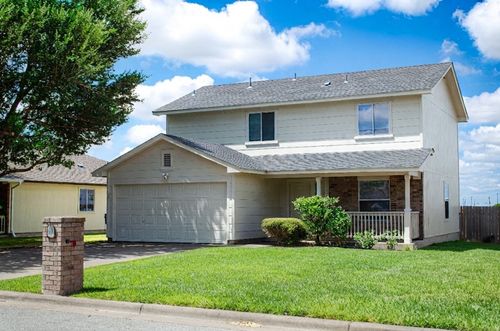 2805 Tyler Ln, Taylor, TX, 76574-5350 | Card Image