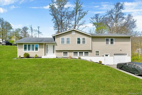 1 Forest Ln, Salisbury Mills, NY, 12577-5015 | Card Image