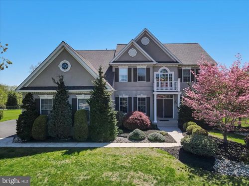 3370 Courtney Dr, Center Valley, PA, 18034-8113 | Card Image