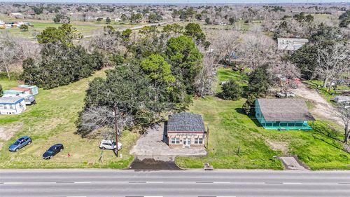 2466 W Highway 6, Alvin, TX, 77511-9891 | Card Image