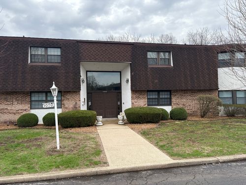 2-1070 Nelson Ave, Kankakee, IL, 60901-5670 | Card Image