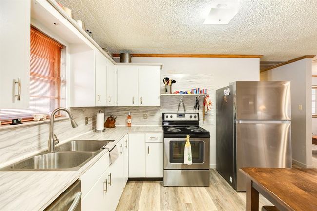 2807 County Road 510 Z, House other with 2 bedrooms, 2 bathrooms and 2 parking in Brazoria TX | Image 10