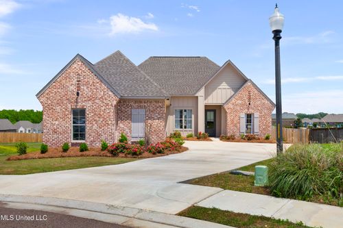 212 Ashbury Cv, Canton, MS, 39046-1240 | Card Image
