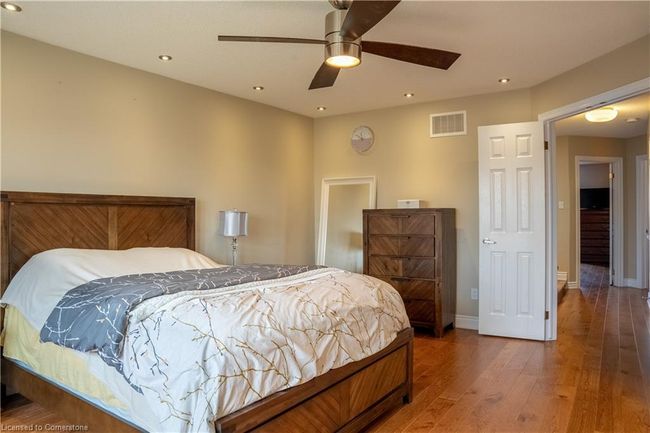 12 - 320 Hamilton Dr, Townhouse with 3 bedrooms, 3 bathrooms and 3 parking in Ancaster ON | Image 31