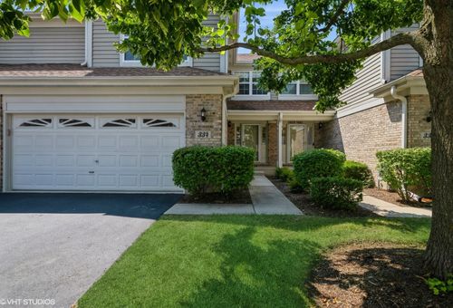 334 Bloomfield Ct, Vernon Hills, IL, 60061-3427 | Card Image