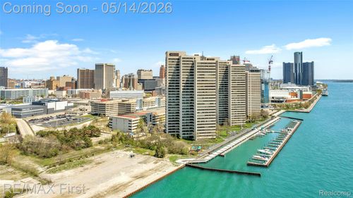 6b-1001 W Jefferson Ave, Detroit, MI, 48226-4508 | Card Image