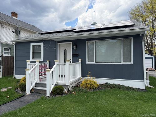 4 Gariss St, Port Jervis, NY, 12771-2817 | Card Image
