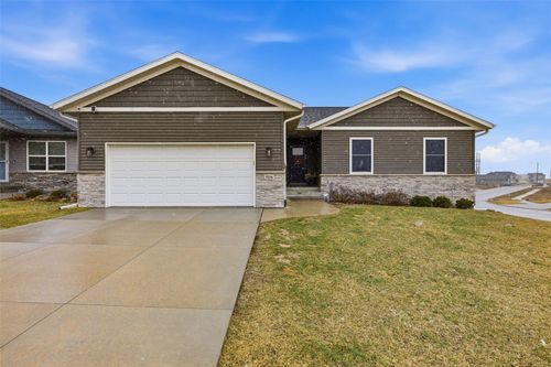 5116 Ruhd St, Cedar Rapids, IA, 52404 | Card Image