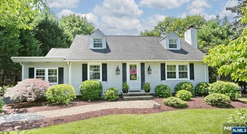 853 S Maple Ave, Glen Rock, NJ, 07452-2845 | Card Image