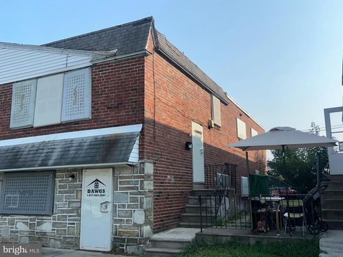 2328 Benson St, Philadelphia, PA, 19152-2504 | Card Image