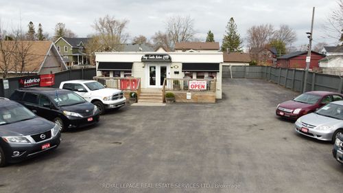 77 High St, Georgina, ON, L0E1R0 | Card Image