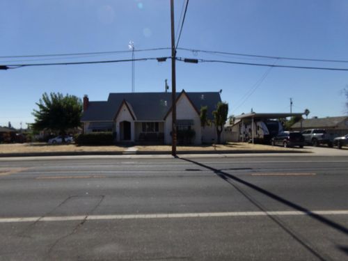 617 N Stockton Ave, Ripon, CA, 95366-2042 | Card Image
