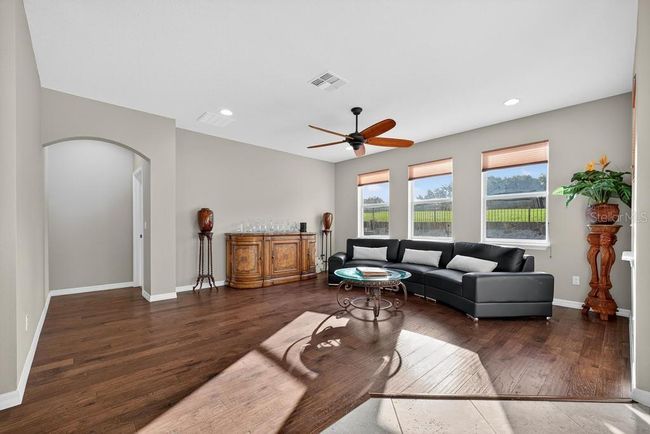 30120 Hackney Loop, House other with 4 bedrooms, 4 bathrooms and null parking in MOUNT DORA FL | Image 17