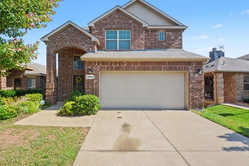 8909 Tenderfoot Ln, Aubrey, TX, 76227-1685 | Card Image