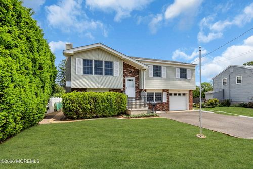 2025 Riviera Pkwy, Point Pleasant Boro, NJ, 08742-4952 | Card Image
