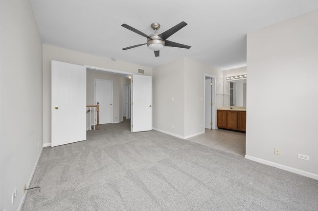 905 Huntington Dr, Townhouse with 2 bedrooms, 3 bathrooms and 2 parking in Elk Grove Village IL | Image 18