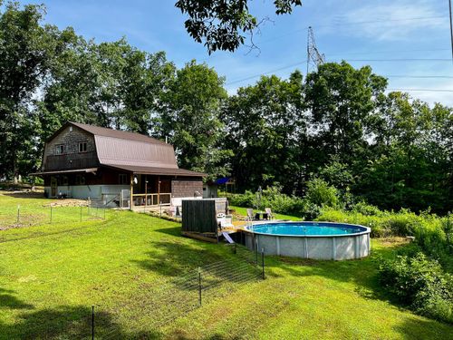 246 Leslie Ln, Piketon, OH, 45661-8135 | Card Image