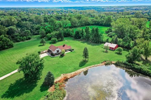 9206 N Clark Rd, Richmond, IL, 60071-9624 | Card Image