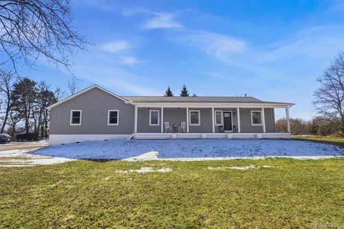 5809 Spears Rd, Pinckney, MI, 48169-8813 | Card Image