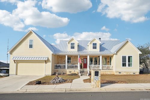 217 Yorktown Blvd, Kerrville, TX, 78028-2743 | Card Image