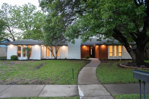 2509 Skiles Dr, Plano, TX, 75075-7413 | Card Image