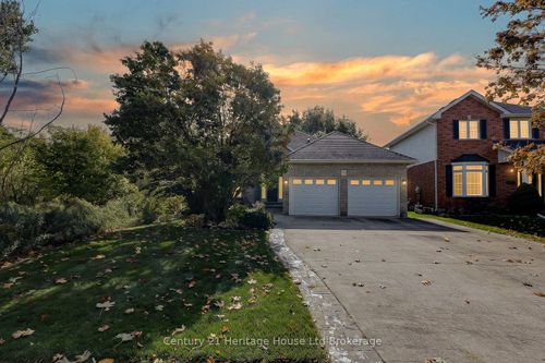 796 Springbank Ave N, Woodstock, ON, N4T1T5 | Card Image