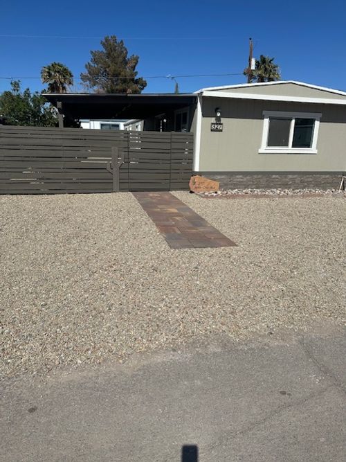 327 Santa Cruz Ave, Bullhead City, AZ, 86442-5257 | Card Image