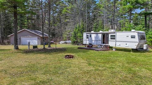 2586W Bearskull Rd, Park Falls, WI, 54552-6211 | Card Image
