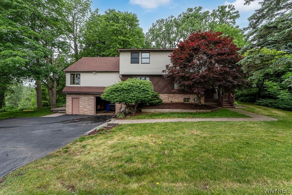 Residential in Alden 4