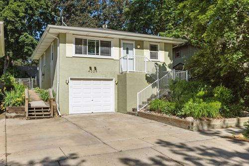 4024 Quincy St Ne, Columbia Heights, MN, 55421-2937 | Card Image