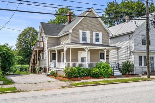 216 Jewett St, Manchester, NH, 03103-2823 | Card Image