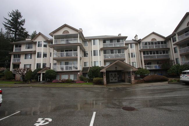 307 - 2491 Gladwin Road, Condo with 2 bedrooms, 2 bathrooms and 1 parking in Abbotsford BC | Image 1