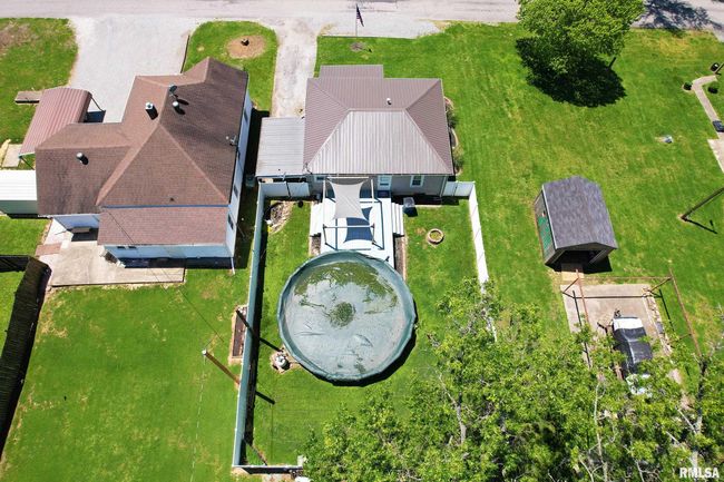 1007 Landes St, House other with 2 bedrooms, 2 bathrooms and null parking in Mount Carmel IL | Image 22