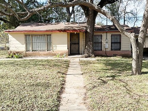 2520 S 6th St, Austin, TX, 78704-5340 | Card Image