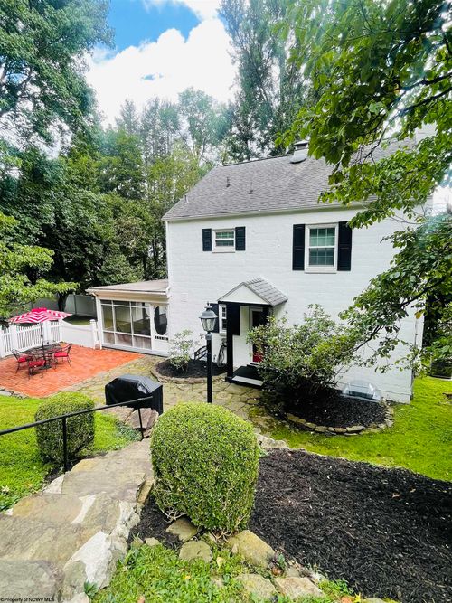 1208 Bell Run Rd, Fairmont, WV, 26554-1400 | Card Image