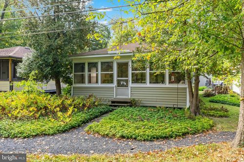 cabin-5-1285 Nursery Road, Green Lane, PA, 18054 | Card Image