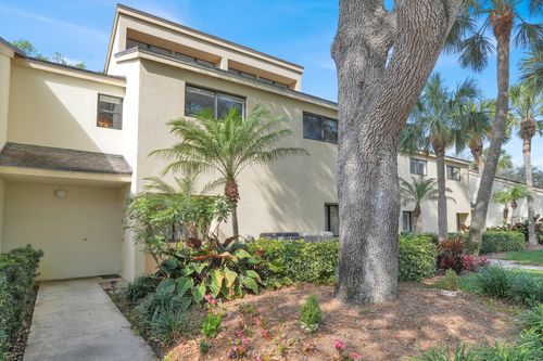 215 Oak Harbour Dr, Juno Beach, FL, 33408-2181 | Card Image