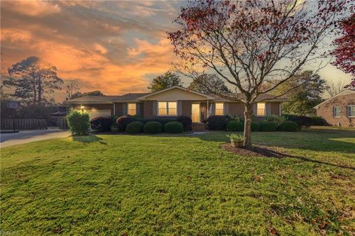 2848 Meadowview Rd, Chesapeake, VA, 23321-4244 | Card Image