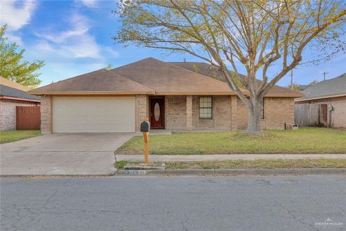 2039 Umar Ave, McAllen, TX, 78504-5602 | Card Image